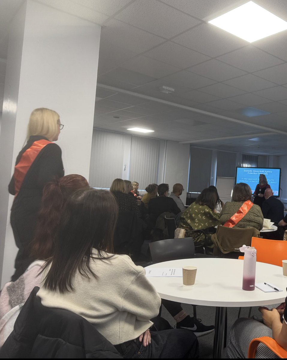 ykhan100's tweet photo. Today is #IDEVAW and the start of #16DaysOfActivism . In Bradford @StayingPutUK  #UNiTED in calling for zero tolerance to #VAWG. 
We supported a soft launch of #DAMAPO the pilot will focus on monitoring of #FMPO safeguarding honour based abuse survivors. https://t.co/JjnuEbX33c