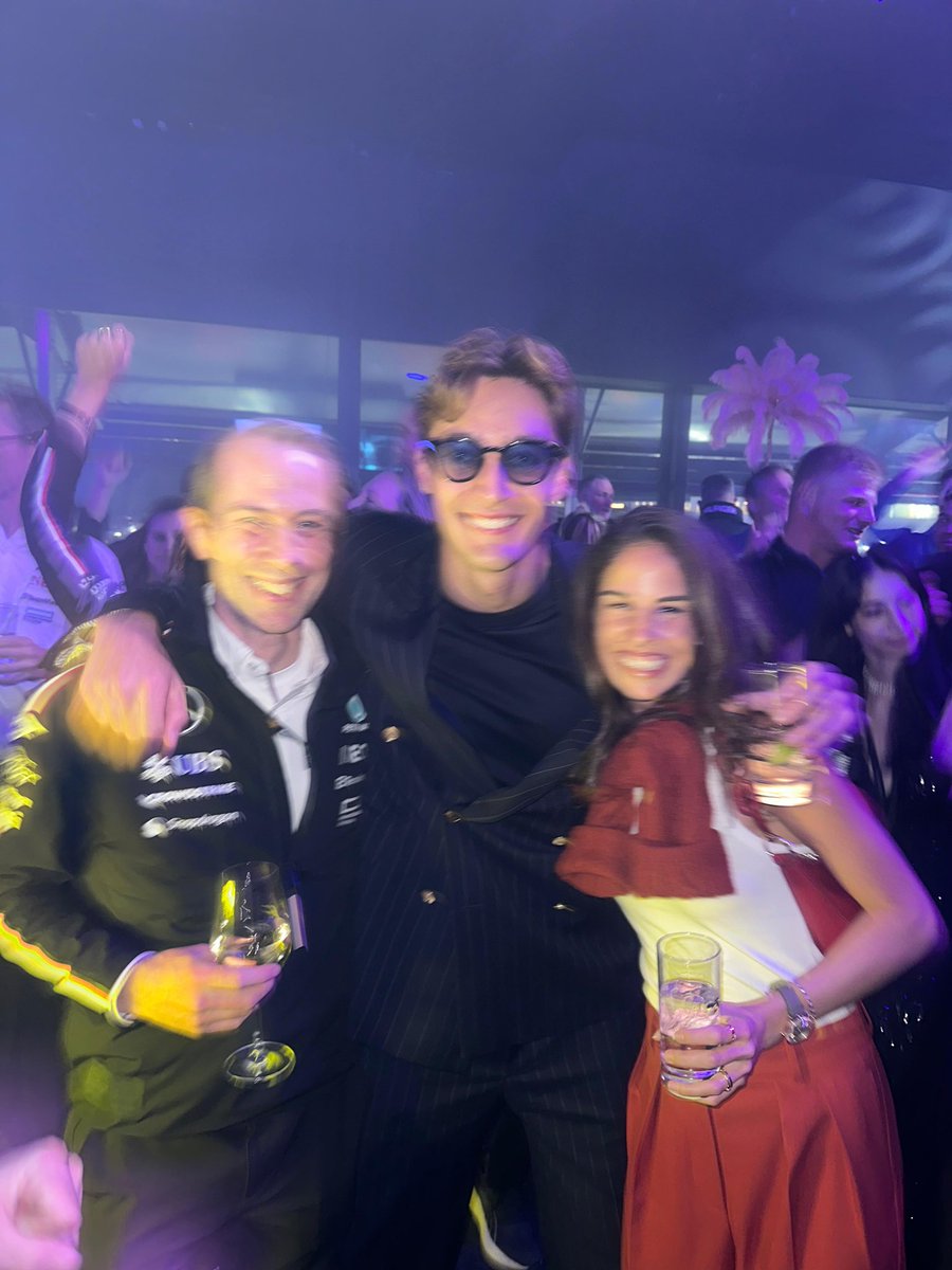 GeorgeRussell63's tweet photo. Viva Las Vegas 🕺🇺🇸 https://t.co/NQ3E8QQa3X