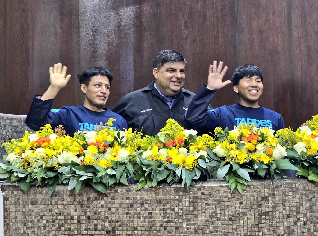 Efraín (25) y Bryan (20) fueron bautizados en el #ConcilioAnualUPN. Bryan conoció a Jesús tras ser invitado a la iglesia, mientras que Efraín recibió estudios bíblicos de Jessica. Cuando aceptamos el llamado del evangelio, el Espíritu Santo obra en los corazones. ♥️🙏🏼📖