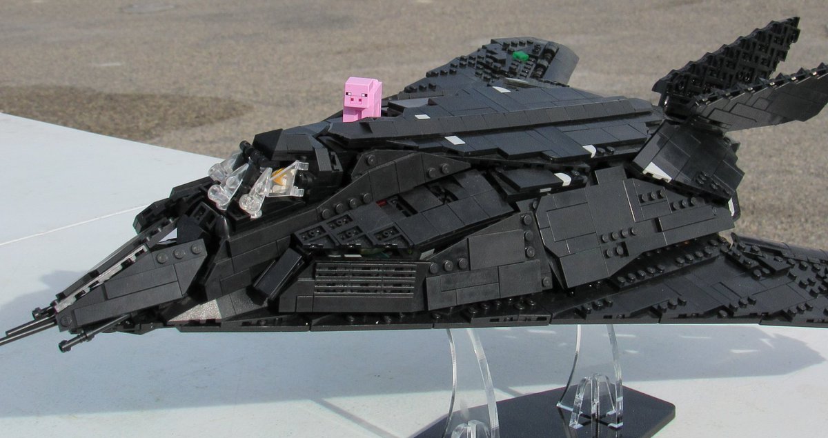 BricksKodiak's tweet photo. @PigLazer , caught in 4K atop my F117 Nighthawk Lego build! ScAnDaL!!1!

#LEGO #f117 #nighthawk #legoaircraft #legophotography #lazerpig https://t.co/0o32QBN6TM