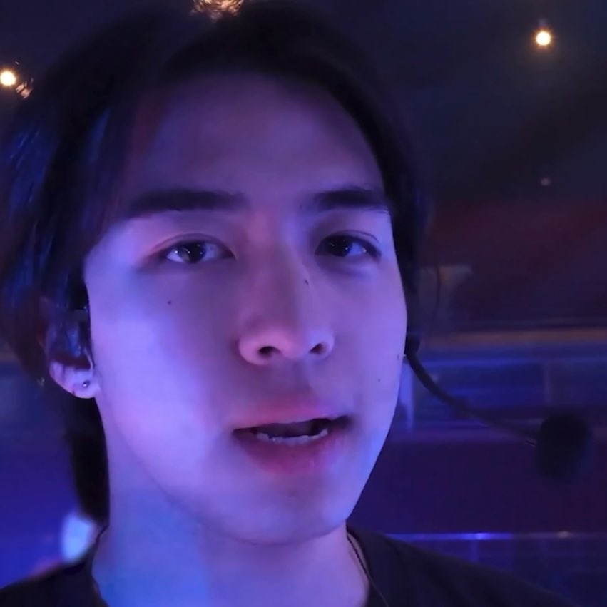 INGENi0USQ's tweet photo. ยังไม่ 20 เลย ทำไมเล่นกับใจแล้วอะ https://t.co/uD6vROWi0z