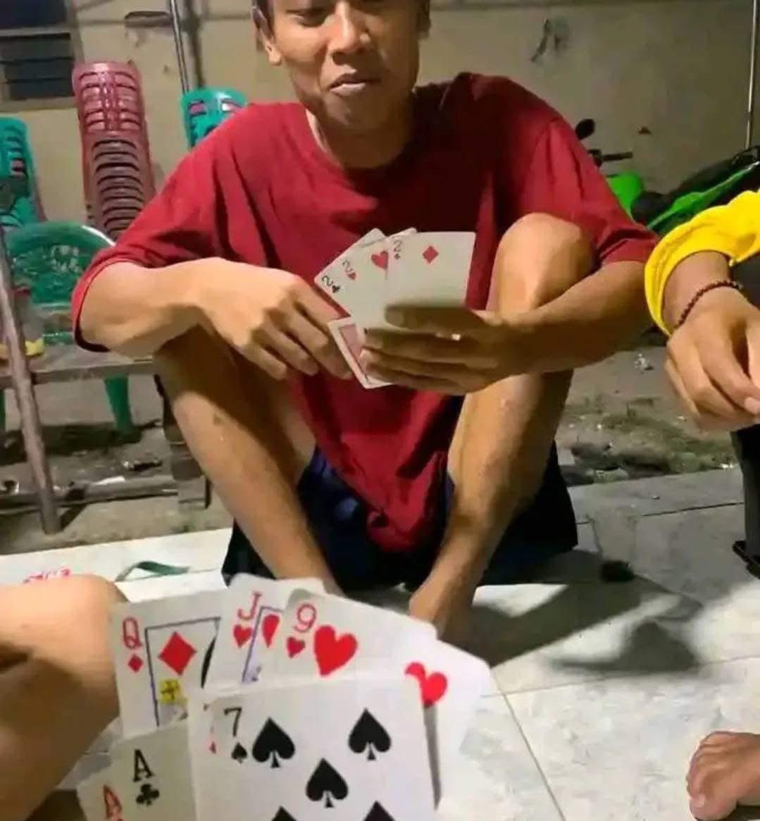Ketika kartu lu bagus 🗿