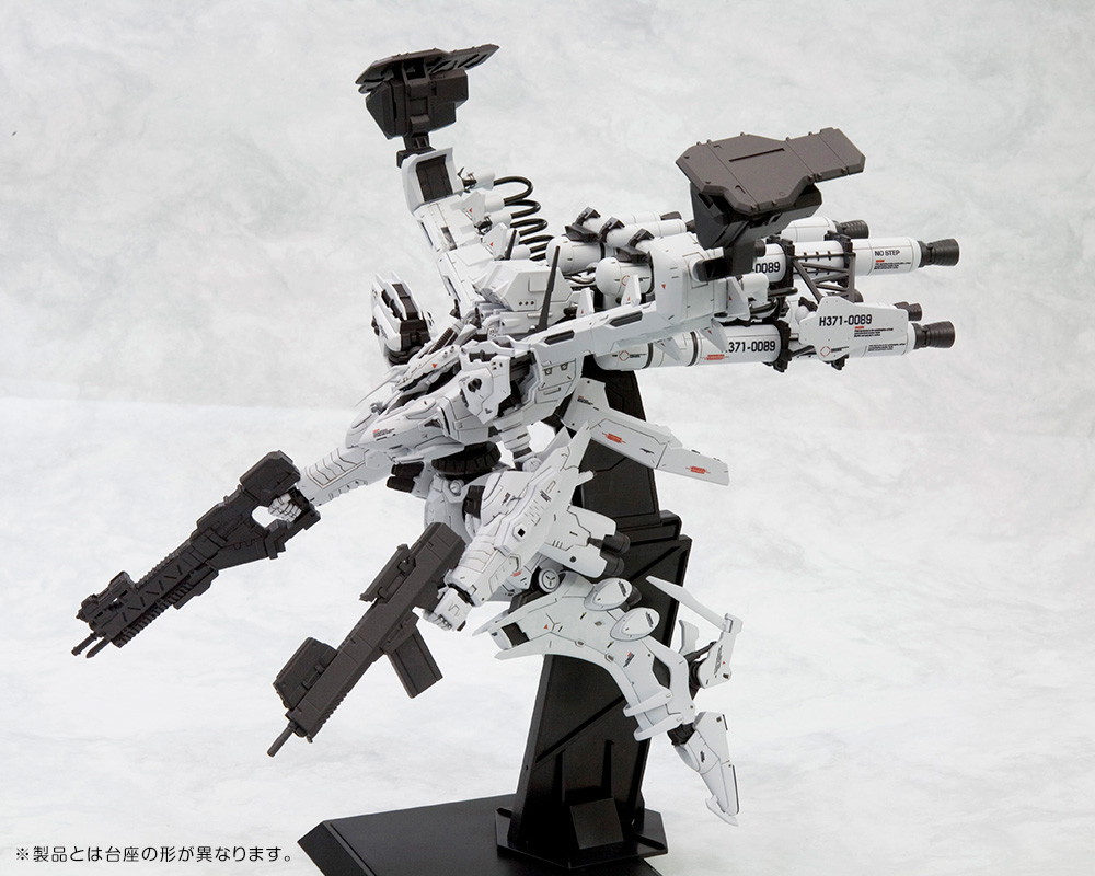 hobbywatch_jp's tweet photo. 「ARMORED CORE V.I.」シリーズより「ホワイト・グリント＆V.O.Bセット」が本日発売　 https://t.co/dPLs1yVPWT #アーマードコア https://t.co/edRo6X8oLS
