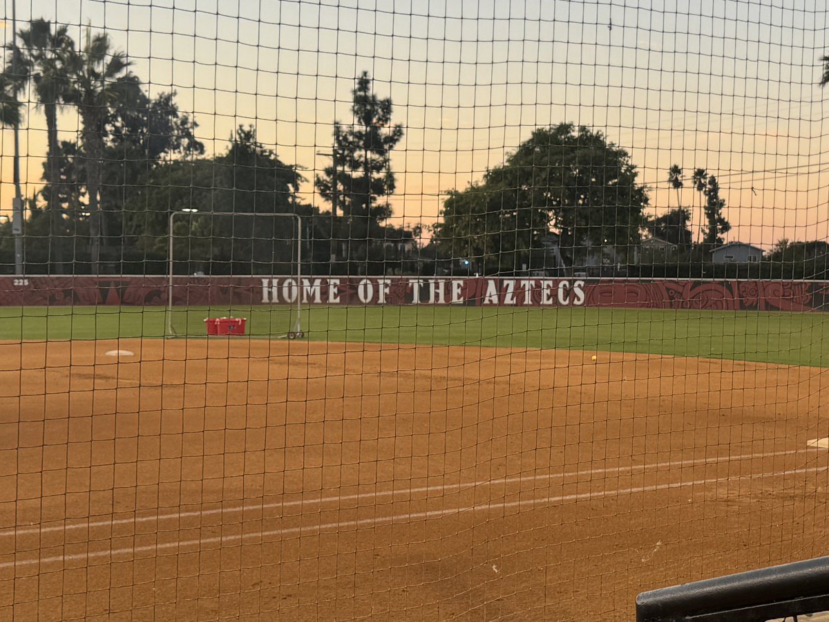 evalinachavez82's tweet image. Thank you @AztecSoftball for a great camp! Loved the campus! @CoachCurly_ @StaceyNuveman @I5Softball