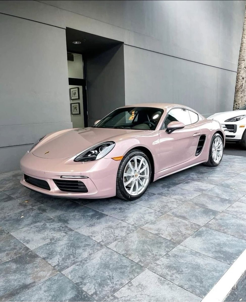 dearlybeloves's tweet image. pink porsche &amp;gt;&amp;gt;&amp;gt;