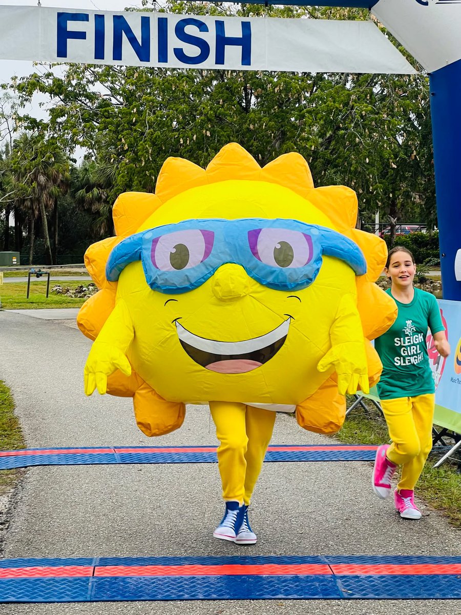 SWFLChildrens's tweet photo. Get ready to lace up your running shoes for the 2024 Jingle Jog 5K &amp; Santa Strut! 
Join us on December 8th at Coconut Point Mall for a morning full of holiday spirit, fun, and fitness, all benefiting Golisano Children’s Hospital☀️

#GoGolisano #JingleJog #SantaStrut #SWFL https://t.co/4ZlLwtCAp3