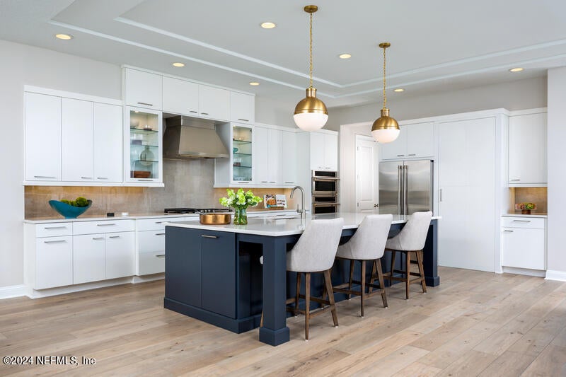 CharlieSellsJax's tweet photo. ✨ PVB LISTING ALERT ✨

Step into your dream home with Bella Vista, where luxury and comfort come together seamlessly. This exquisite single-story design features 3 bedrooms, 3 bathrooms, and a spacious 3-car garage across 3,175 square feet. https://t.co/AHbrP1pNA5