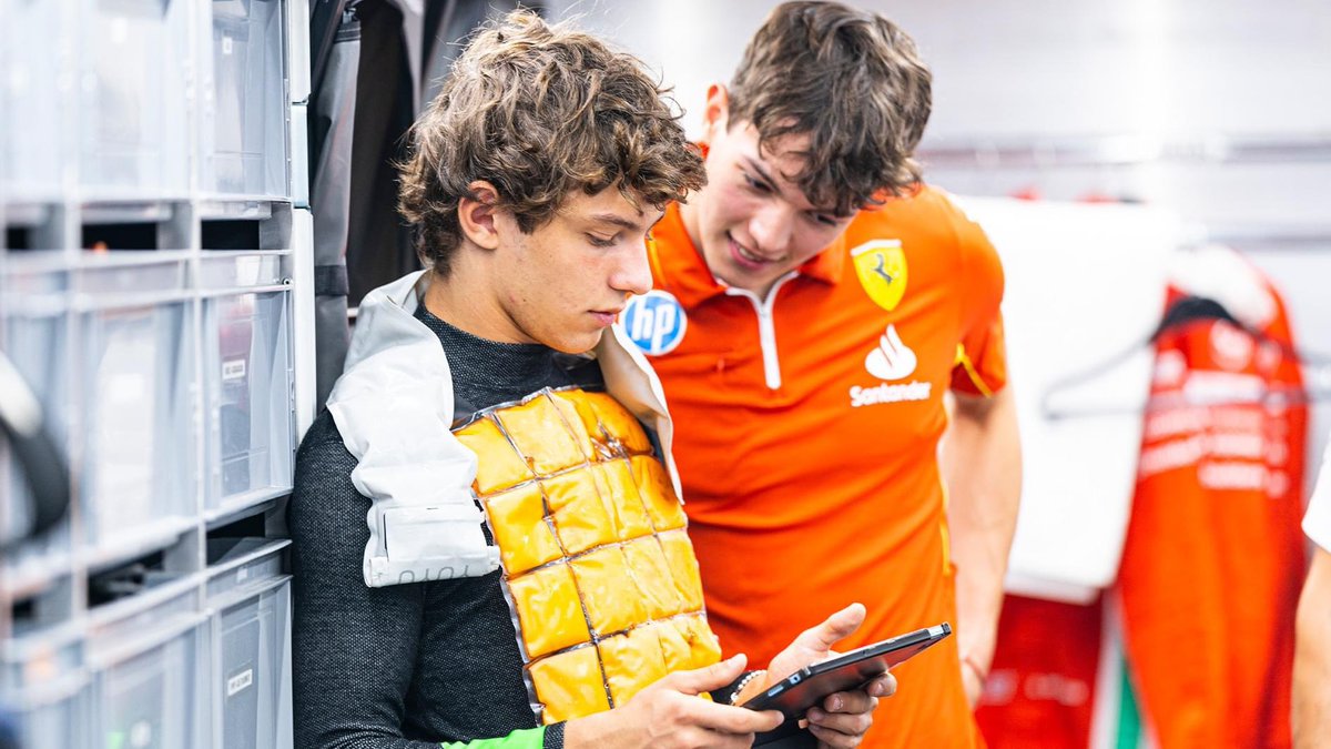 comfortkimi_'s tweet photo. IT'S RACE WEEK! 🤩 https://t.co/ZhiaoKKEAQ