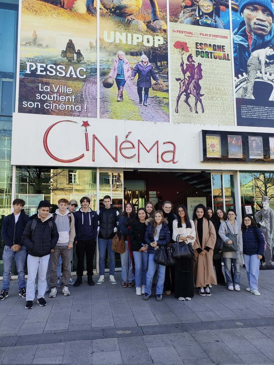 Les élèves de Première et Terminale #Bachibac du <a href="/LyceeMaxLinder/">Lycée Max Linder-Libourne</a> ont assisté à la 34e édition Festival International du Film d'histoire de Pessac, dédiée à l'Espagne et au Portugal. Une formidable opportunité pour saisir les enjeux du programme de la section binationale 🇪🇸🇫🇷