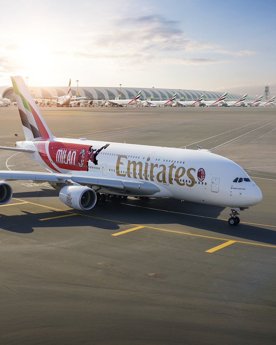 emirates's tweet photo. Forza Milan! ♥️🖤

To celebrate @ACMilan's 125th anniversary, we've unveiled a special A380, taking off this week to celebrate with Rossoneri fans around the world. https://t.co/4djXp3tuJ1 https://t.co/pN0NgIdDfn
