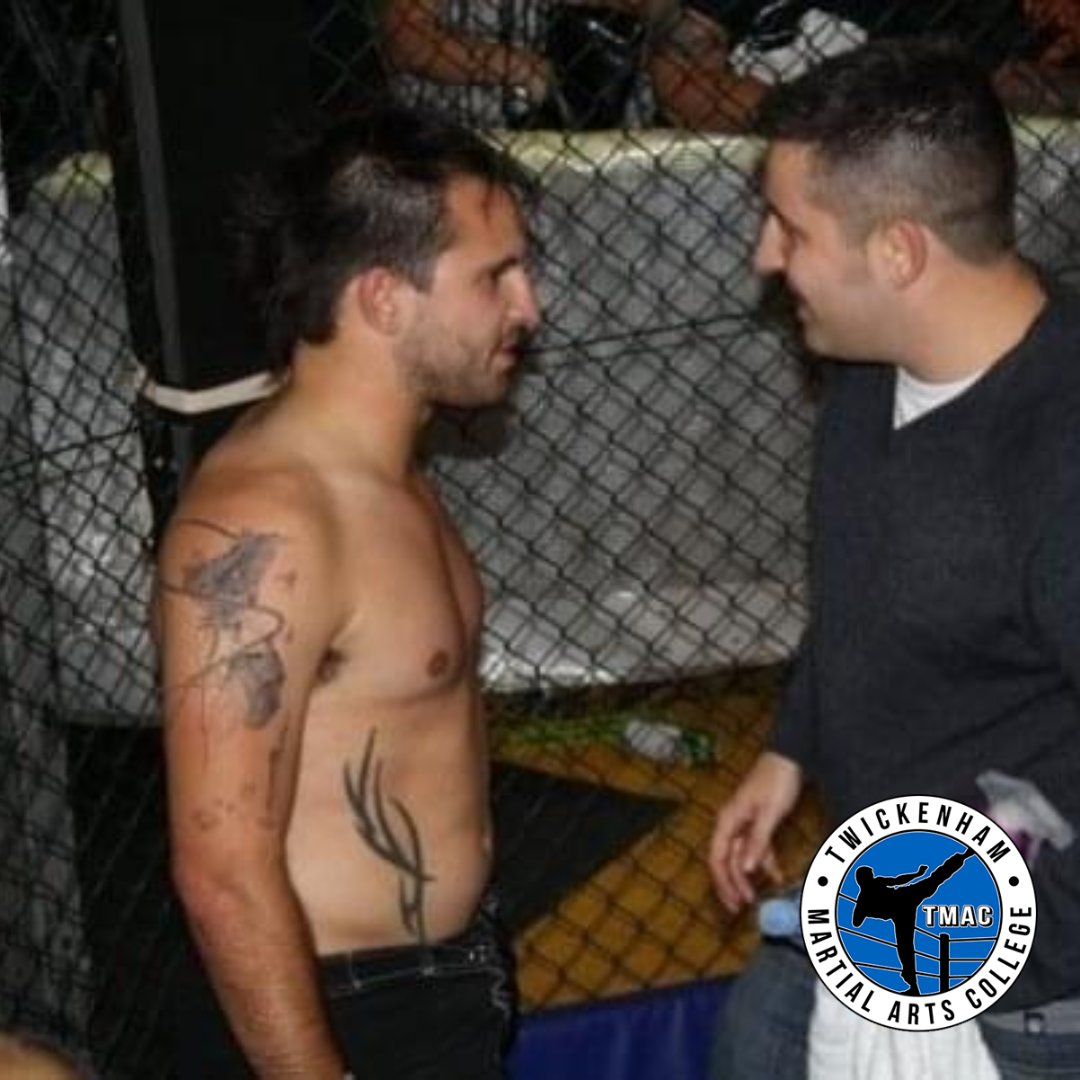 📸 #Throwback to 2009/2010 
This picture takes me back to an unforgettable night at Leeds Cage, where the raw passion and grit of early MMA shone through. My brother had just finished an epic fight, pounding out his opponent in Round 2. 🙌🔥#MMA #LeedsCage