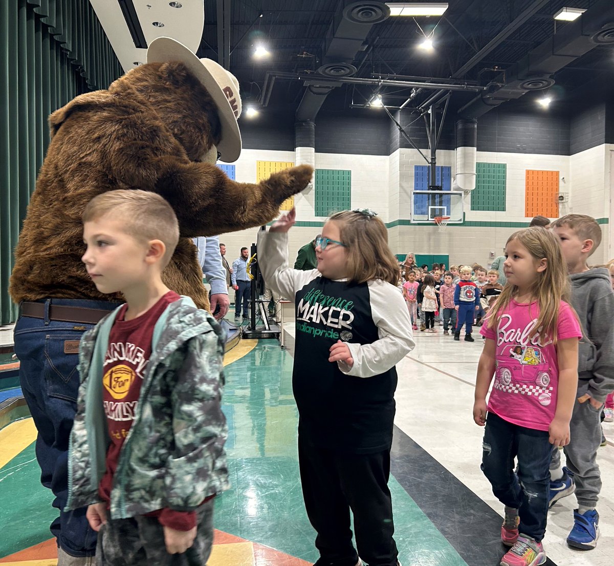ohiodnr's tweet image. Trees to Textbooks Invests Nearly $2 Million In Local Schools, Communities 🌳🌳🌳📚📚📚 ohiodnr.gov/discover-and-l… #trees #textbooks #schools #SmokeyBear @OHEducation