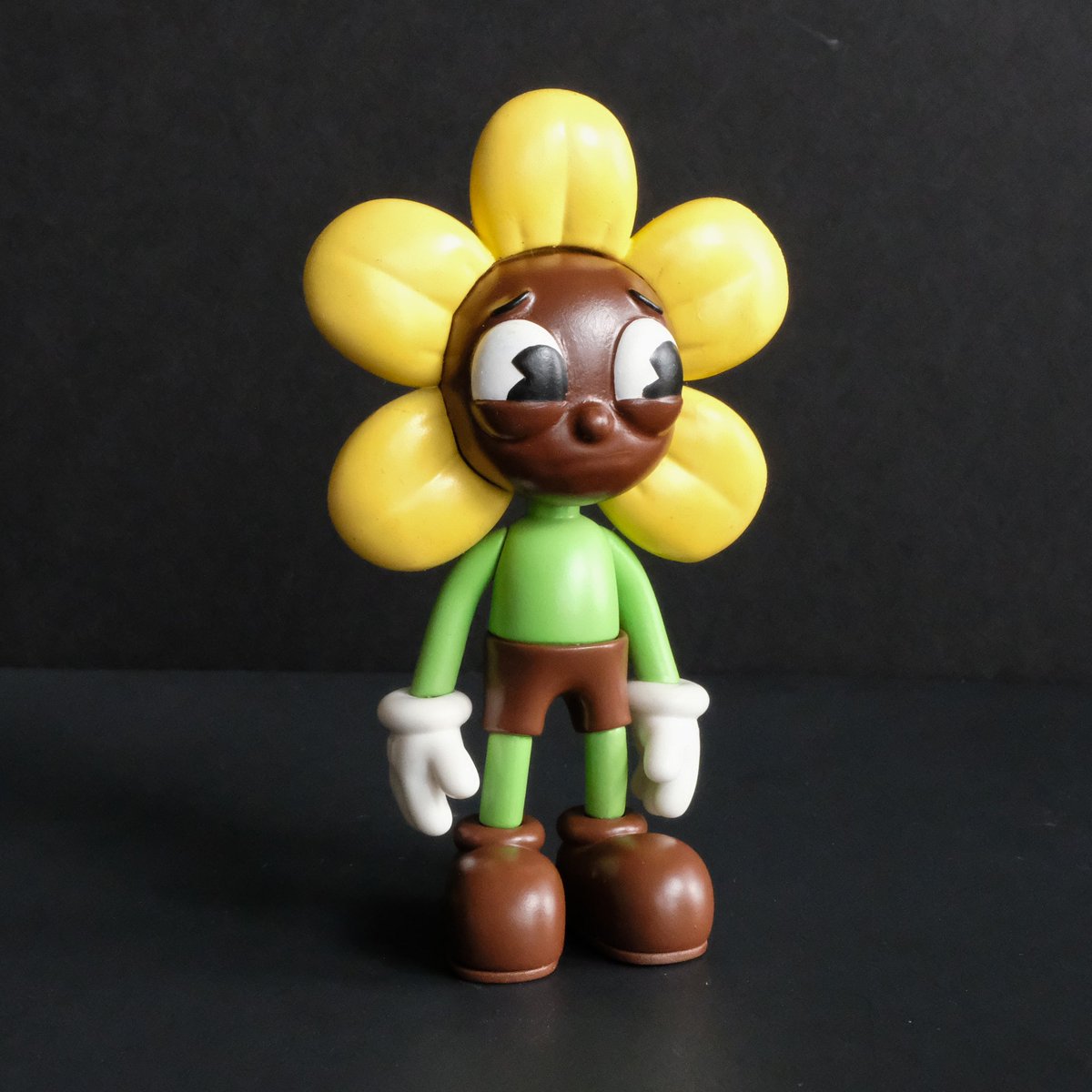 toonies_art's tweet photo. 1 of 1 Toonies figures 👽🌻🐻

featuring Teal Alien, Rage Bear, &amp; Sunflower Flower https://t.co/TX2tWzEyOg
