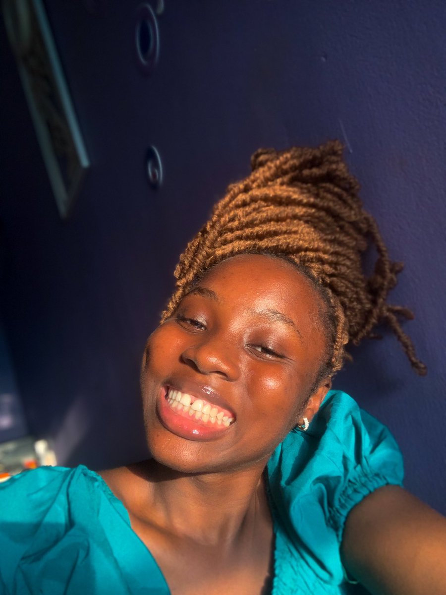 _Layemi_'s tweet photo. We love, we lose 
We get hurt, we learn to forgive.

Welcome to the 20’s where we learn, unlearn and relearn💐 https://t.co/iTsREiwSUt