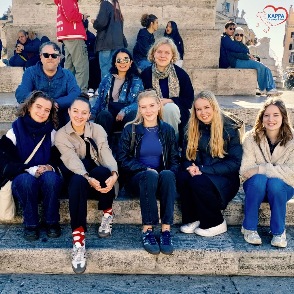 kappalanguage's tweet image. Un sabato mattina al MAXXI per ripercorrere, assieme ai nostri studenti, un secolo di radiotelevisione italiana! 📺 📻 

#learnitalian #italiancourse #iostudiconkappa #rai