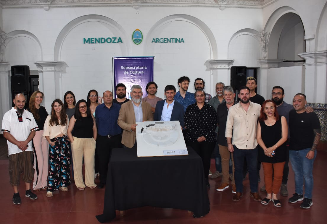 Cultura_Mza's tweet photo. Presentación oficial de la Fiesta Nacional de la Vendimia 2025 “Guardiana del vino eterno” 🍇
🤳 https://t.co/XUsGt8fu5o
#CulturaMendoza #Vendimia https://t.co/y6788w8wjy