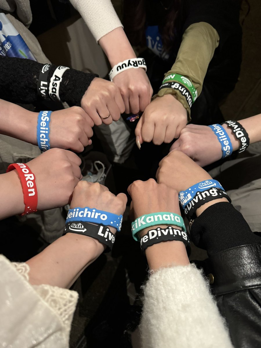 che_ansi's tweet photo. 2024.11/25
👑ReLIT ZEPP LIVE 2024 Live Diving👑
夢のZepp！ReLITに惚れ直した一日だった！
ReLITっていうアイドルに出会えて人生最高に楽しい！これまでもこれからも！

 #りりっとZepp1125 https://t.co/ubo7yWbEMr