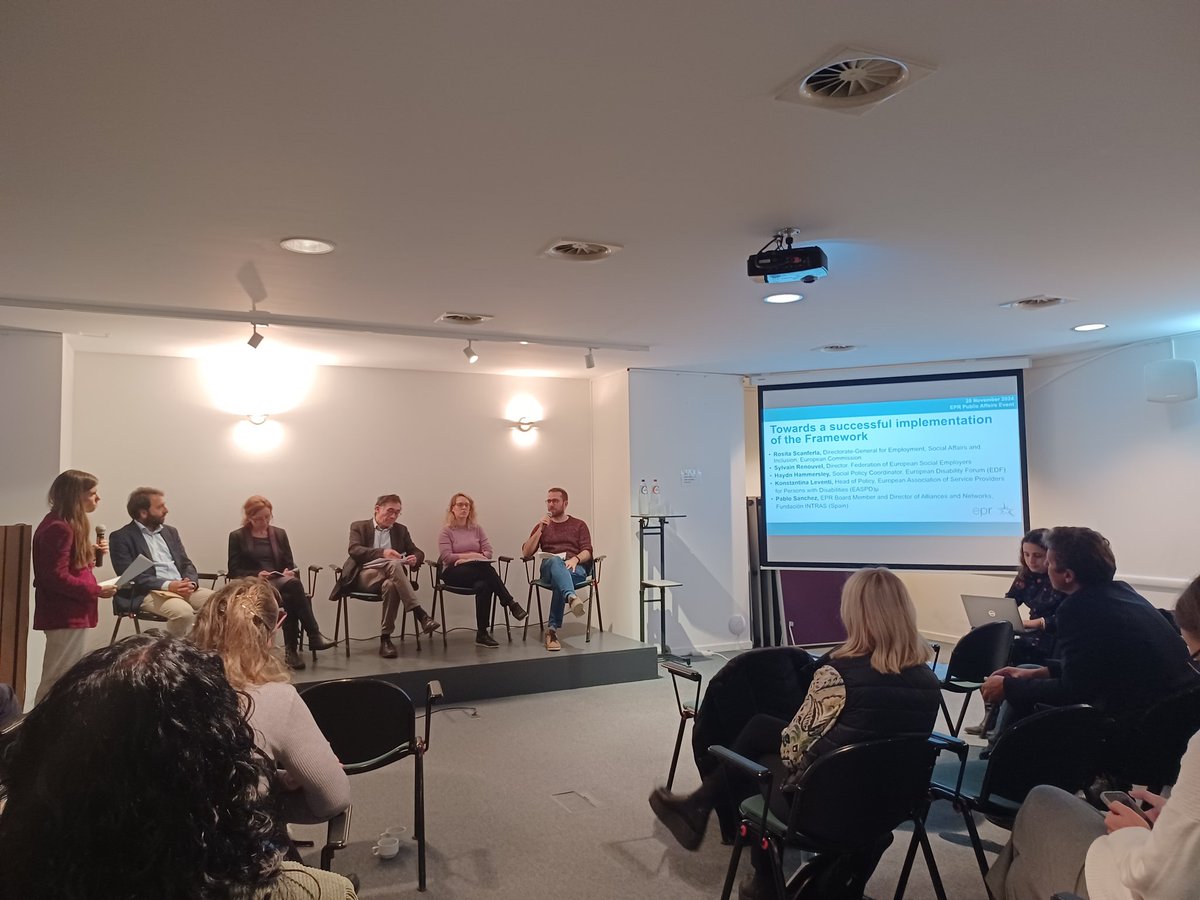 vroegeinterv's tweet photo. Discussion with policymakers and @EPR_Network partners towards a successful implementation of the framework 👍 https://t.co/R2UfCpc1VU