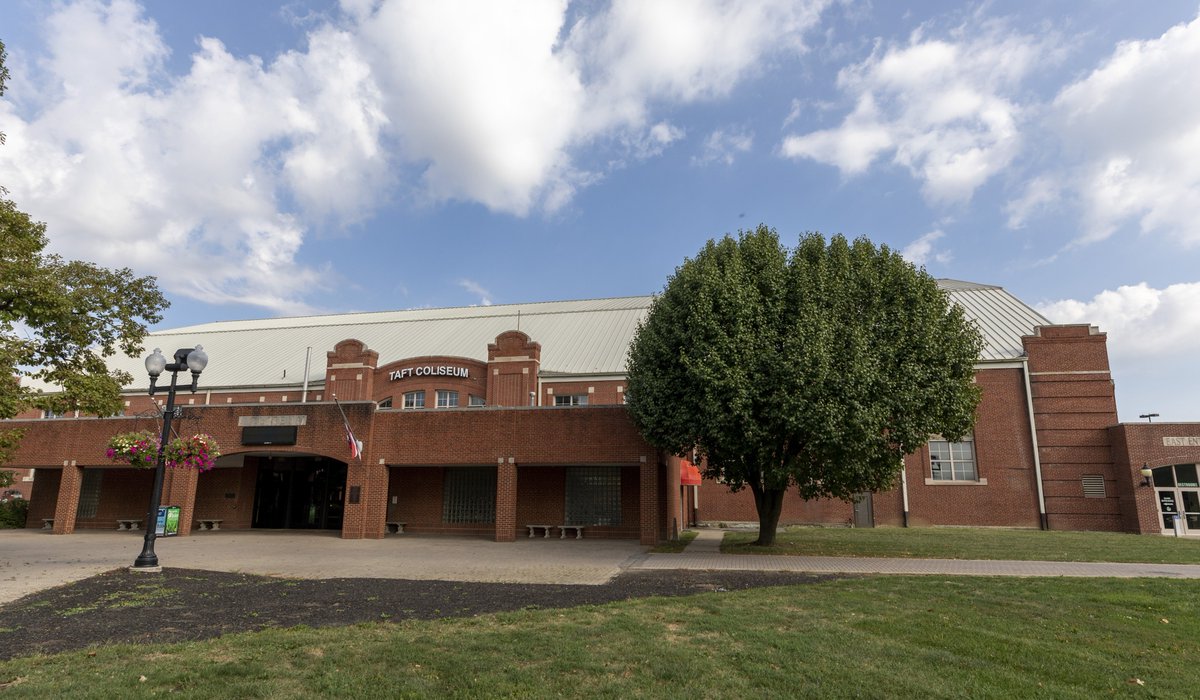 🚨🏀#OHSAA BASKETBALL: After a 10-year hiatus, postseason high school basketball will return to the Taft Coliseum at the Ohio Expo Center and State Fairgrounds next February and March.
▶️FULL RELEASE: ohsaa.org/news-media/art…