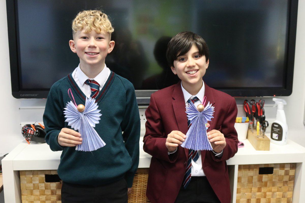 CrackleyHallSch's tweet photo. This afternoon, as part of their Activity Week, Junior 6 have enjoyed getting creative making beautiful angels. Using folded paper, pipe cleaners and with a bauble for a head, their finished angels looked amazing.
#crackleyhallschool #activityweek https://t.co/wrMe0jK1ZG