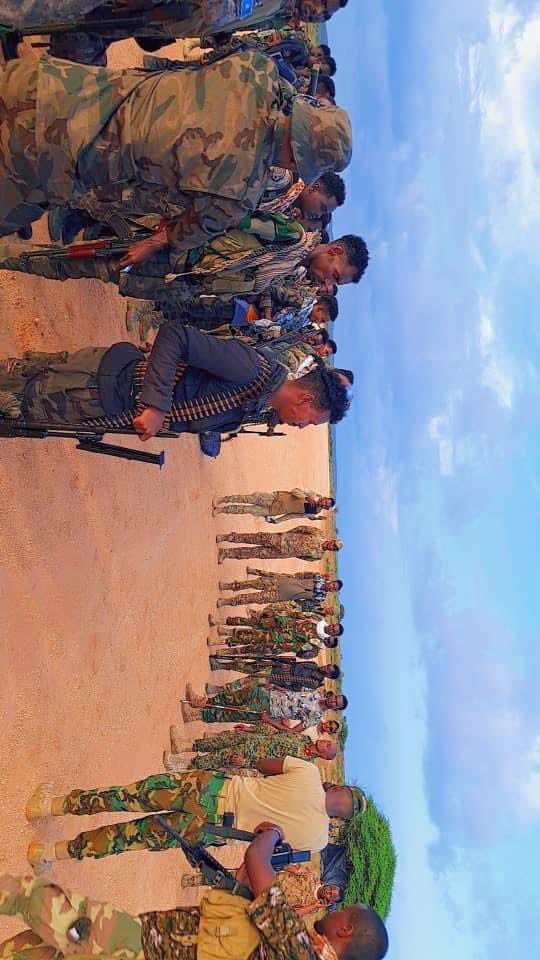 jaaamaa422's tweet photo. Todobbo Diyaaraddood oo sida Ciidamo iyo hub culus, kana tirsan guutooyinka GorGor iyo Haramcad ayaa gaarey tan iyo saakay garoonka diyaaradaha Raaskambooni oo ay Dowladda Federal ka Somalia oogu talagahsay inay lawareegaan meelaha ay kabaxeen ciidanka ATMIS . #ILASOCO https://t.co/3NjwiHDyDE