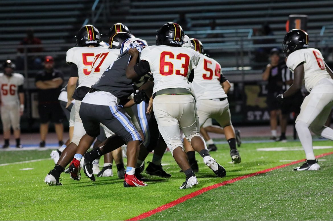 _dylan4p's tweet photo. Sophomore Season Highlights

https://t.co/MQrjjProXU
@_ZHSFootball @CoachHCrowder @RecruitLouisian @PrepRedzoneLA @LAvsAllYall https://t.co/ZidqzIJfOx