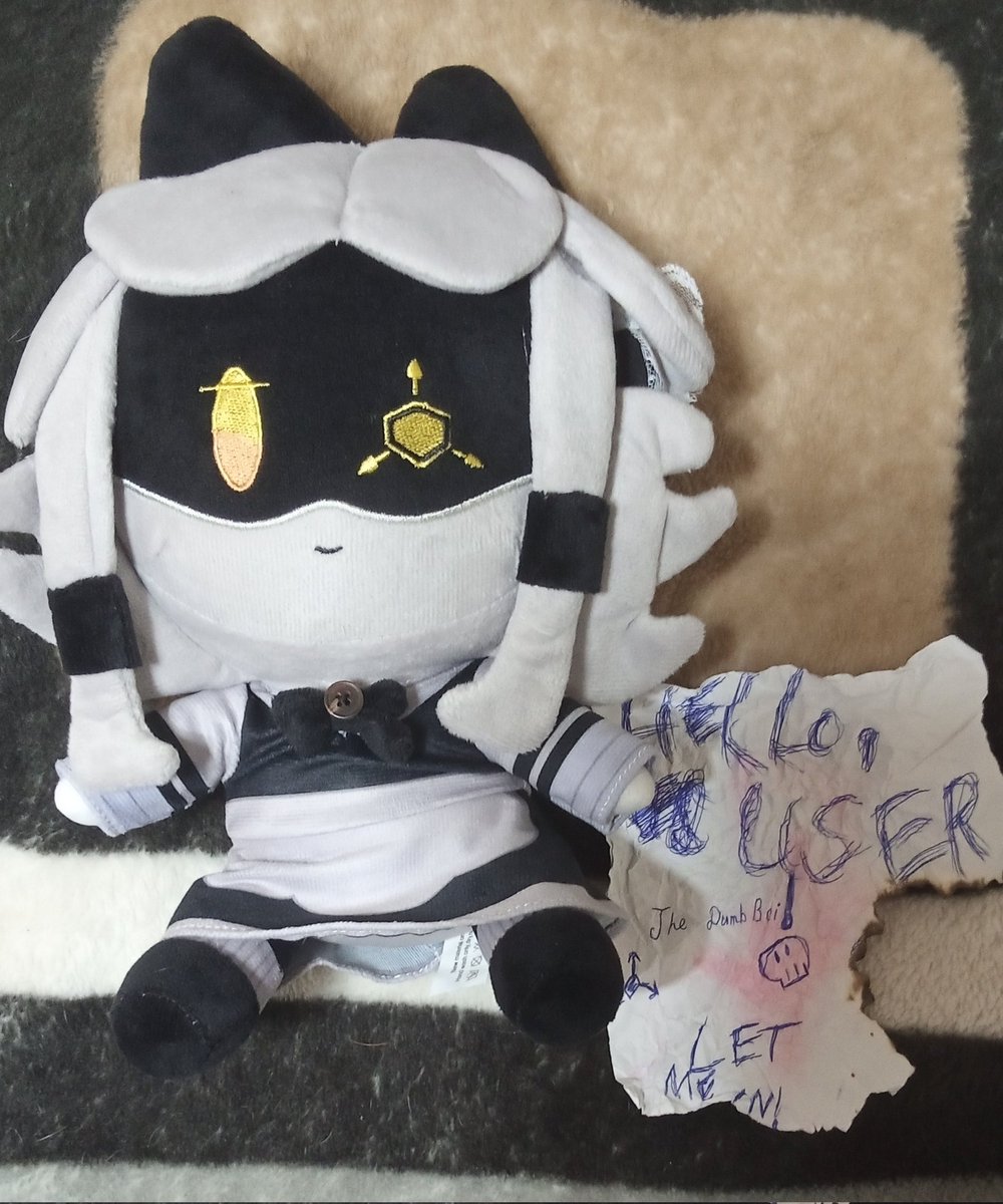TheStupidKid6's tweet photo. She...
Cyn finally came and oh my god
She's so cute!!!
(This letter is complete shit bruh.
Who wrote this?)
Now I'm a happy father!
#murderdrones #SerialDesignationcyn #cyn #mdtwt https://t.co/UaTtduzEJW