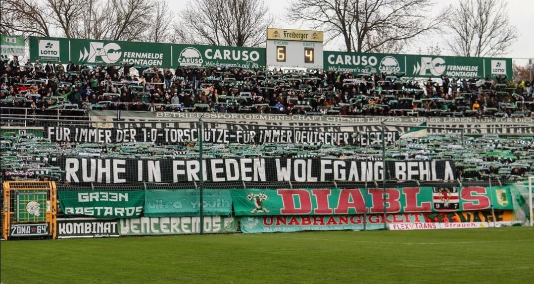 Für immer deutscher Meister 1964 💚

Ruht in Frieden, Bernd Bauchspieß &amp; Wolfgang Behla! 🕯️🙏🏻😢