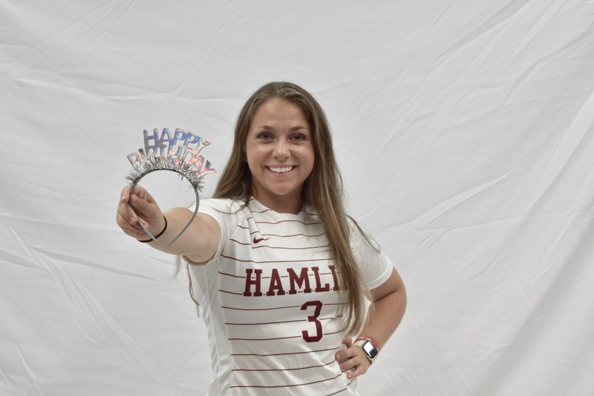 HamlineWSoccer's tweet image. Help us wish a very happy birthday to senior Maya Dempsey 🥳🎉 
@MayaDempsey3