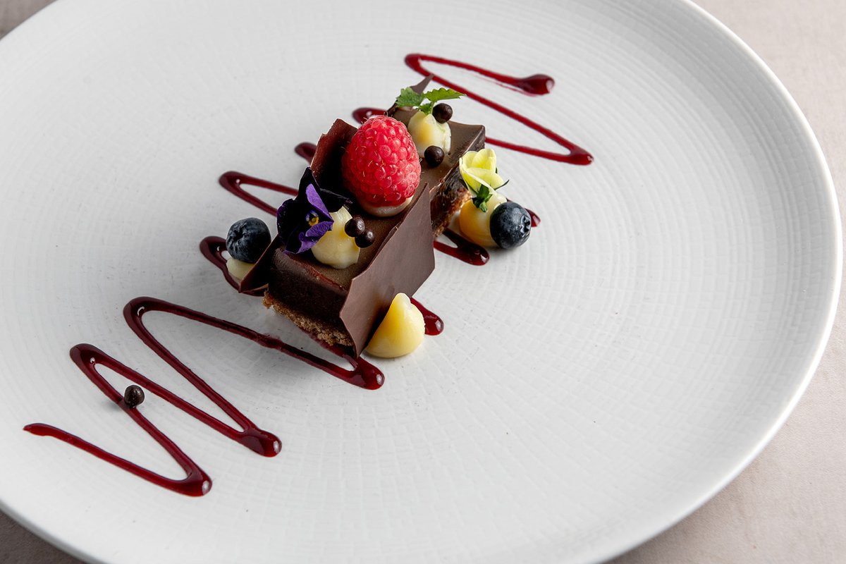 Hawkyns by Atul Kochhar tweet media