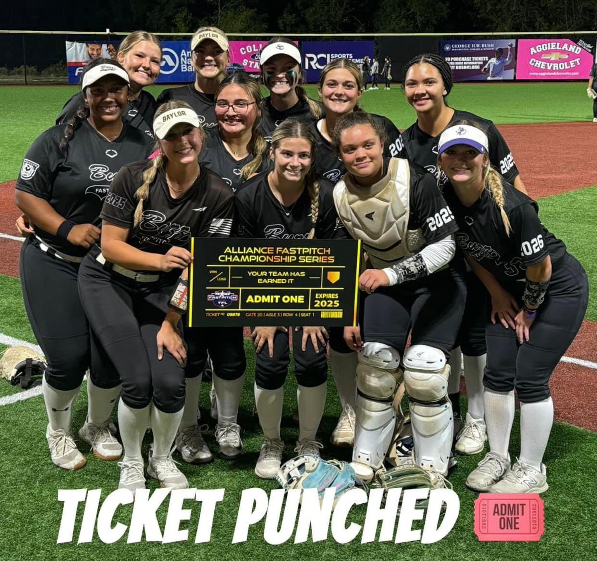 Kylee Czaplicki (@kyleeczaplicki) on Twitter photo Proud of my team! #squad #buzzwin #indy here we come! <a href="/TreyHoldbrook/">Trey Holdbrook</a> <a href="/Coach_Aaaaa/">Andrea Holdbrook</a> <a href="/BuzzCentex/">Buzz Fastpitch</a> Proud of my team! #squad #buzzwin #indy here we come! <a href="/TreyHoldbrook/">Trey Holdbrook</a> <a href="/Coach_Aaaaa/">Andrea Holdbrook</a> <a href="/BuzzCentex/">Buzz Fastpitch</a>