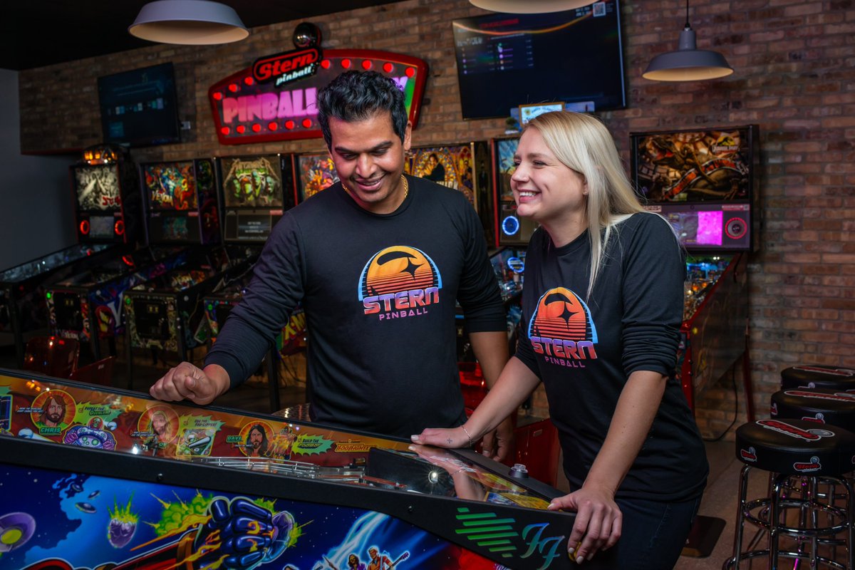 sternpinball's tweet photo. 🚨NEW MERCH  &amp; HOLIDAY SALE🚨

We just added a ton of new items in the Stern store...BUT WAIT, THERE'S MORE! 

Now through Cyber Monday, any orders above $100 receive free shipping on their orders, within the contiguous U.S.

Happy Shopping! https://t.co/zRuLf9KKOq