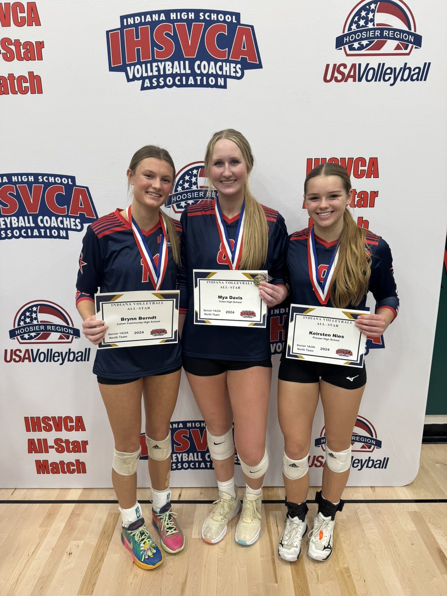 IHSVCA 1A/2A North Senior All-Star Match
One last “hoorah” for <a href="/BerndtBrynn/">Brynn Berndt</a>.  What an honor to be named to this team!  Great group of girls to play along with and against!  Also, Congrats to Mya and Keirsten too!
<a href="/ihsvca/">IHSVCA</a> @giantfmrandy
<a href="/wkvisports/">Nate and Hank</a>
<a href="/ValTsports/">Val Tsoutsouris</a> @michianavolleyball