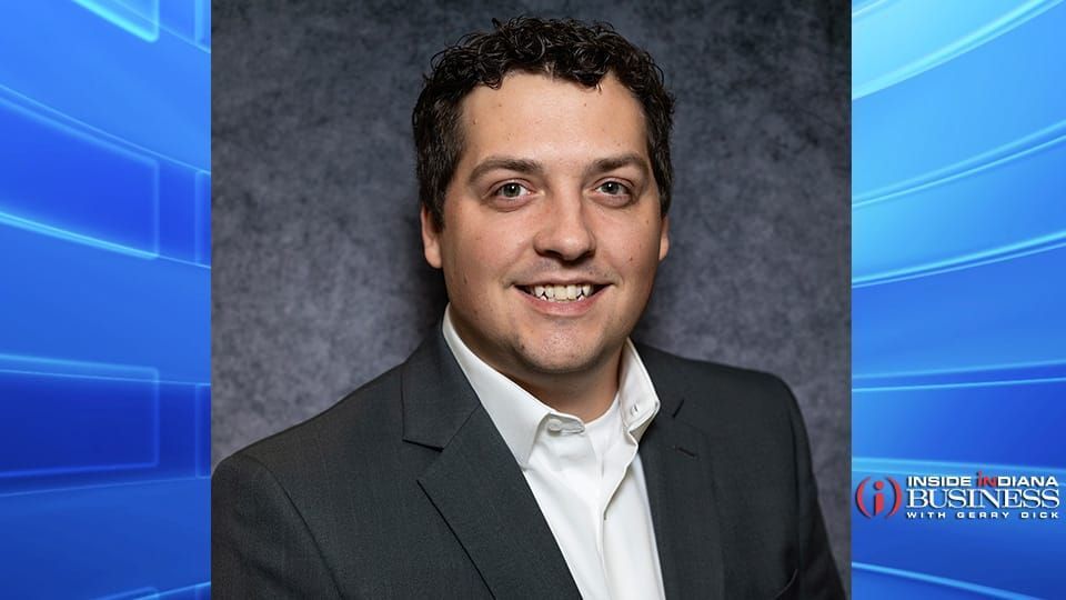 Mitzi_S_Morris's tweet photo. In September, Colten Pipenger became executive director of Dubois Strong Economic Development Corp.
I spoke with him on behalf of @IIB about the organization's mission and his goals as executive director.
https://t.co/uKyAIvC0A6
#contributingwriter #freelancejournalist https://t.co/Ifg6aGVcV4