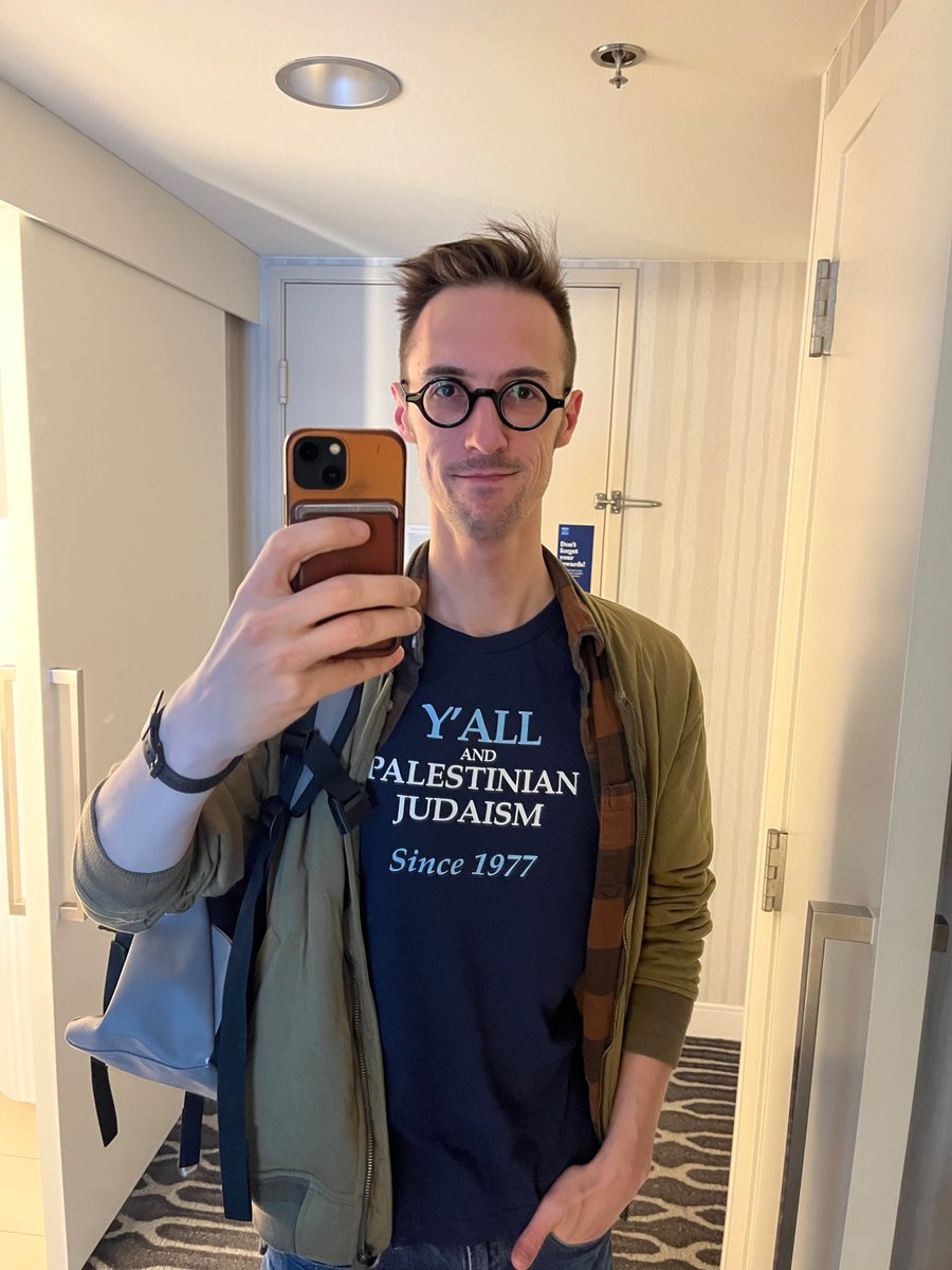 andrewhwaller's tweet image. rolling with the Sanders homage today #SBLAAR24