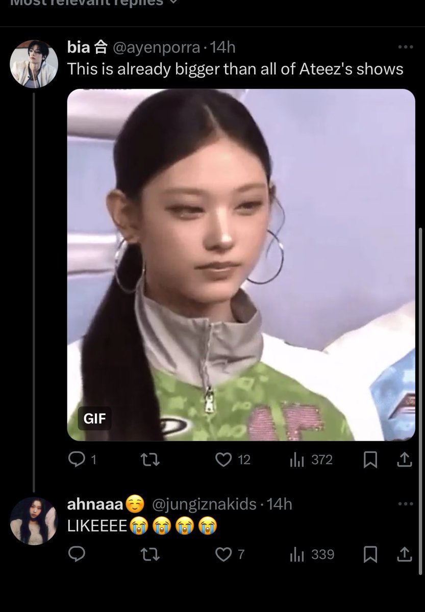atzlovclub's tweet photo. why are they acting like ateez didnt perform at citi field like they were the 2nd kpop group to perform there after bts, werent they....?😭😭😭😭

are they slow and dumb or are they just turning blind to reality for the sake of lifting their favs up https://t.co/tmYcA8pwJM