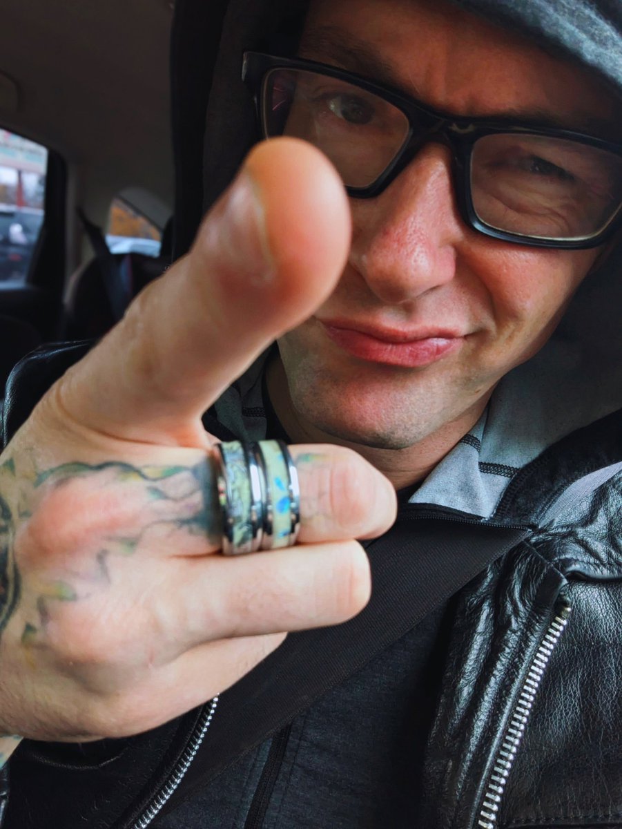 ✨ Glow Rings Holiday Sale! ✨

The algorithm's hiding small creators—please #share! 🫂

🌌 Order now for a cosmic gift—just 2 more orders, and all rings will feature real meteorite! Ships in time for Christmas. 🎁

Grab yours: aarongthompson.com/glowrings