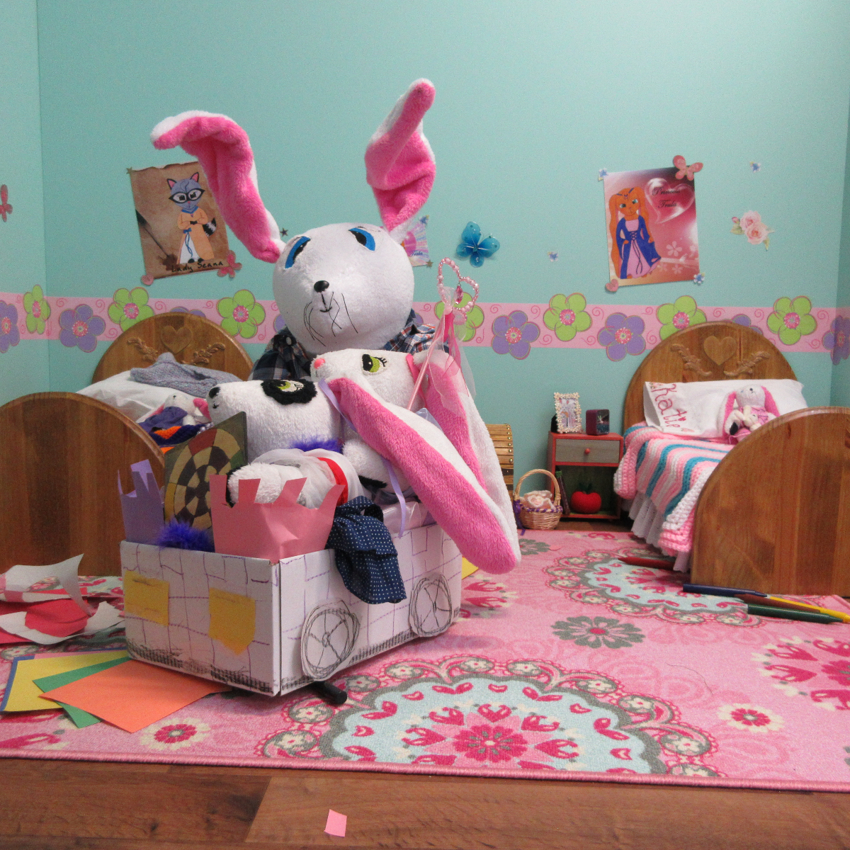 AcornNeighbors's tweet photo. Katie and Darcy love playing race car with Daddy! #acornneighbors #alicefaywilds #children #bunnies #photography #stuffanimals #racecar https://t.co/Rc7ftIFOZl