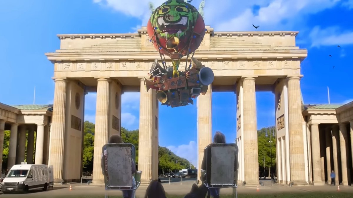JasoonVE's tweet photo. Durfte beim neusten Jules Video den Berlin Part schneiden (mir gehts garnicht gut) https://t.co/Yjanz4N6tR