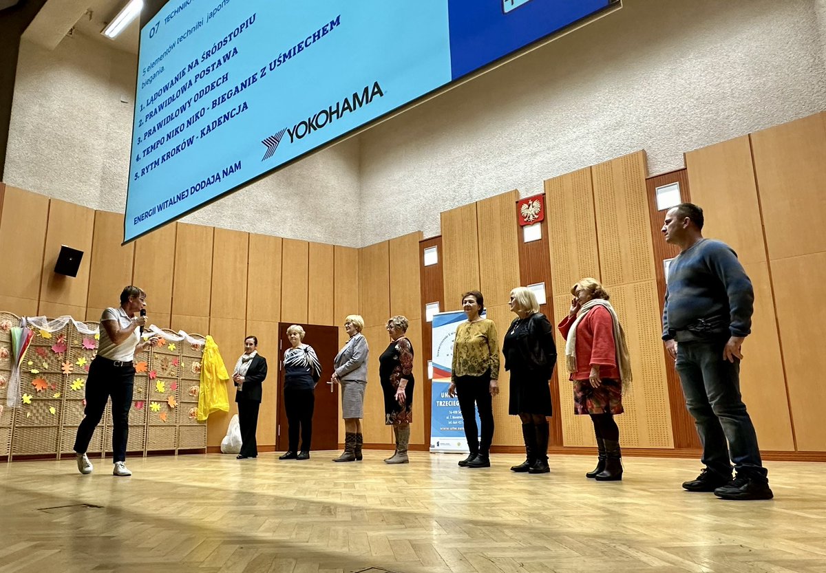 AHP_PAKS's tweet photo. Trwa #KlubPacjenta Fundacji https://t.co/74OmHB09Wt w Suwałkach!❤️ #badania @AHP_PAKS, stoisko ds. #profilaktyka #PodlaskiNFZ @NFZ_Bialystok oraz wykłady nt. #SlowJogging i "Mądrość wieku: Jak rozumieć siebie i swoje emocje w procesie starzenia”. Wydarzenie współfinansowane przez @wojpodlaskie @PodlaskiUW @brzozowskij. @crenkiewicz @GlosSeniora @NiebywaleSki @suwalki24 @MaciejOlesinski @DDBialystok @radiobialystok @TvpBia @sanepid_bstok @mlodzipodlaskie @lukaszprokorym @PogodneSuwalki @swierzbin
