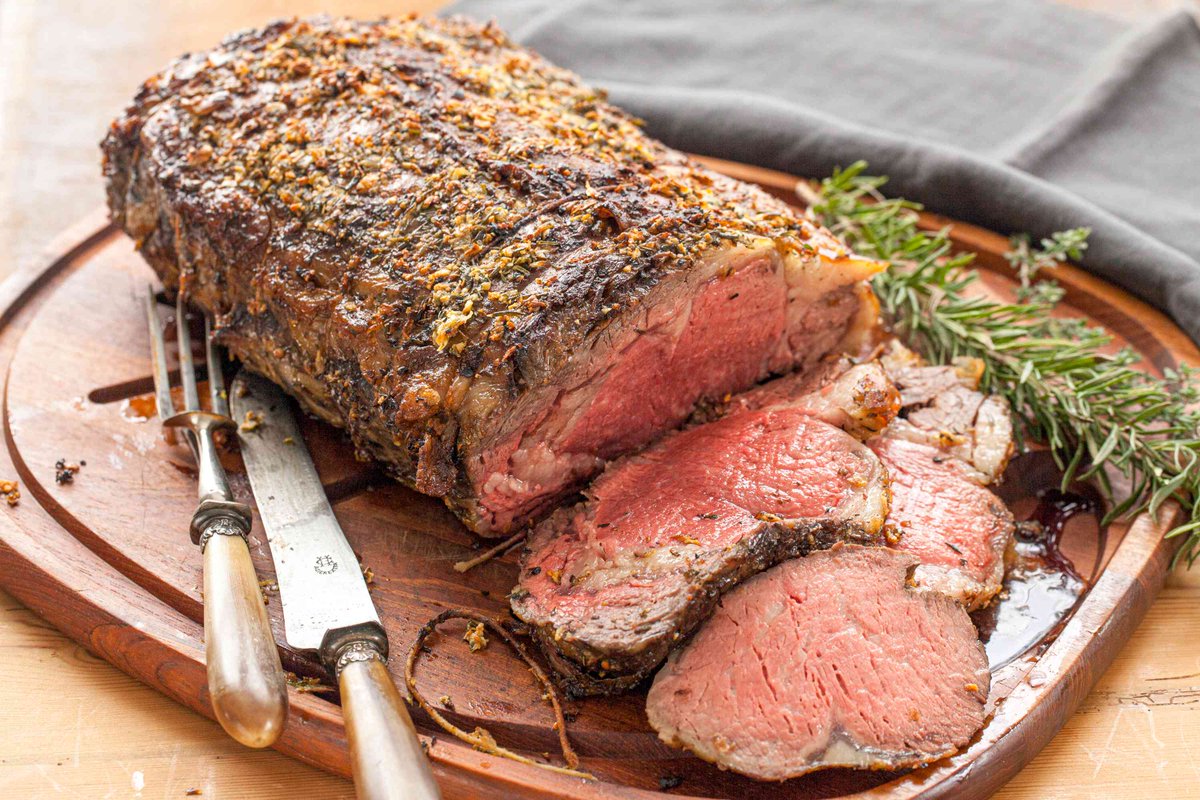 CusackMeats's tweet photo. https://t.co/OlagXc2qnV
Steaksgiving anyone 👀 
Sometimes Turkey just won't cut it, but a Certified Angus Beef Hickory Smoked Prime Rib will! 🔥 https://t.co/DfWhNlG8As