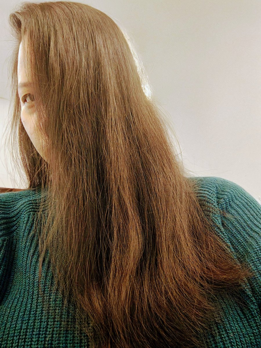 CashmereOmega's tweet photo. Heyah babe! I'm thinking about changing up my look and I'm considering cutting my hair. What do you think? Should I go for it? If so, what style do you recommend? I'm open to ideas—short, medium, or something edgy! Drop your suggestions below! ✂️💇‍♀️💖 https://t.co/xxJCYWC7yy