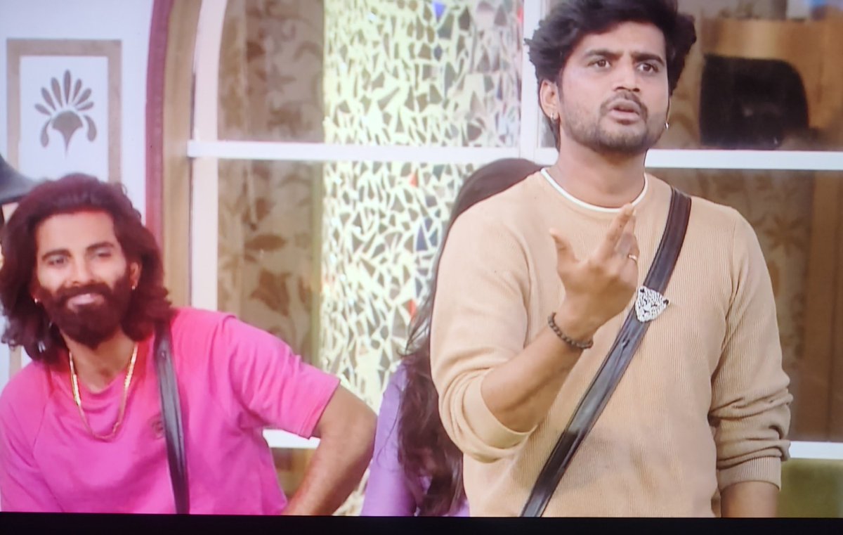 Praveen_tweeps's tweet image. Literally #Nikhil and #Prithvi ragging ashwagandha 🥲

#NikhilMaliyakkal #Nikhil
#BiggBossTelugu8