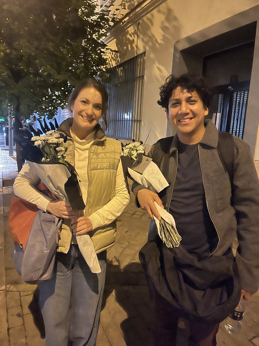 ProdVaca's tweet photo. GANADORES de la primera vuelta del I Festival de Microteatro de @exxpresando 🖤🤍🖤🤍🖤🤍

 ♟️ “Privilegio” de @andrius_life . Con @SusanaInsPrez2 y @Brian160690 https://t.co/c0UDjU7epb