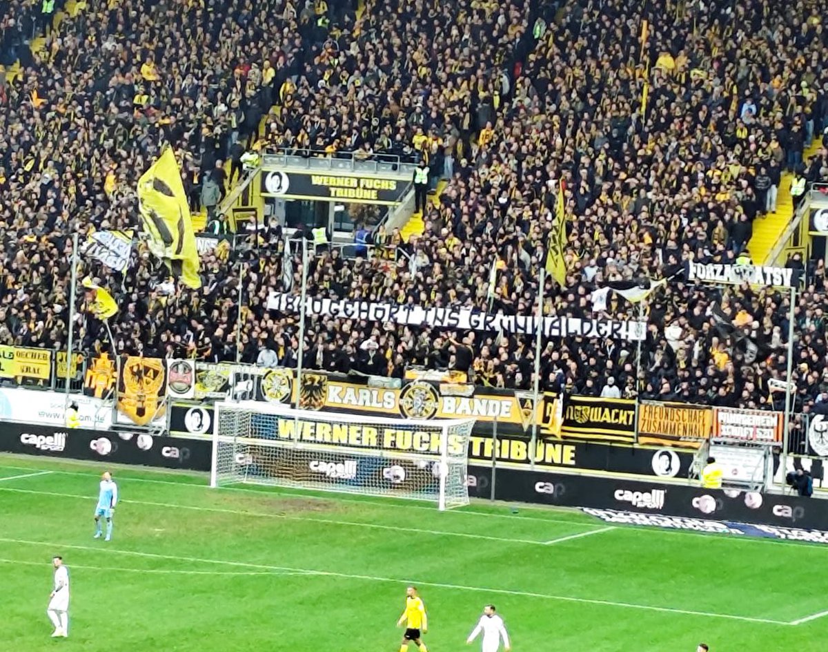 60imSechzger's tweet photo. Vergelts Gott @Alemannia_AC 
#tsv1860 https://t.co/aHwTkIg1am
