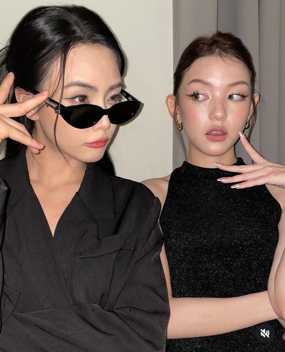 archivesGLs's tweet photo. Main actresses:

Pim and Ware

#pimware #พิมแวร์ https://t.co/CrL7JHmGM4