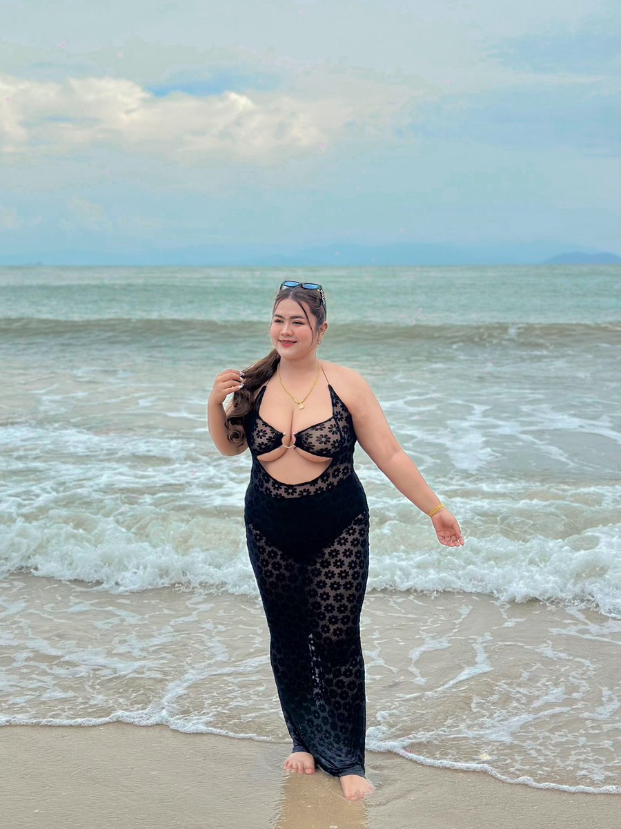 ZeeqiwChurak's tweet photo. 🌊🌊 #ขนอม #สาวอวบบอ้วน #แฟชั่นผู้หญิง #วคสุราษฎร์ #สุราษฎร์ธานี #วคสุราษ #กาญจนดิษฐ์ https://t.co/7fJEP042jt