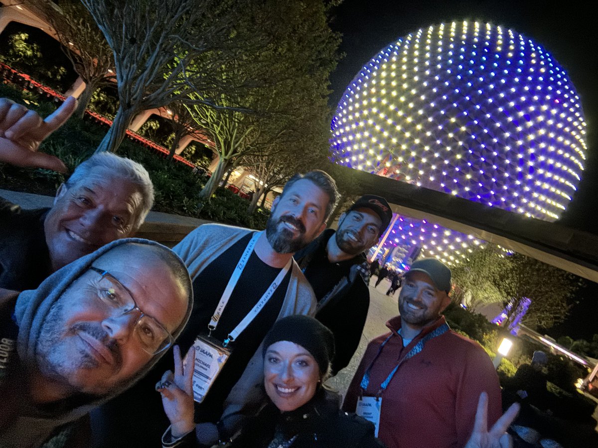 BaynumSolutions's tweet image. Exhilarated &amp;amp; exhausted sums up our IAAPA week😆. From engaging with amusement park leaders to discovering what’s transforming the industry- we left the IAAPA Expo inspired and excited for what’s next in the attractions world!
#IAAPAExpo #IAAPA2024 #BaynumSolutions