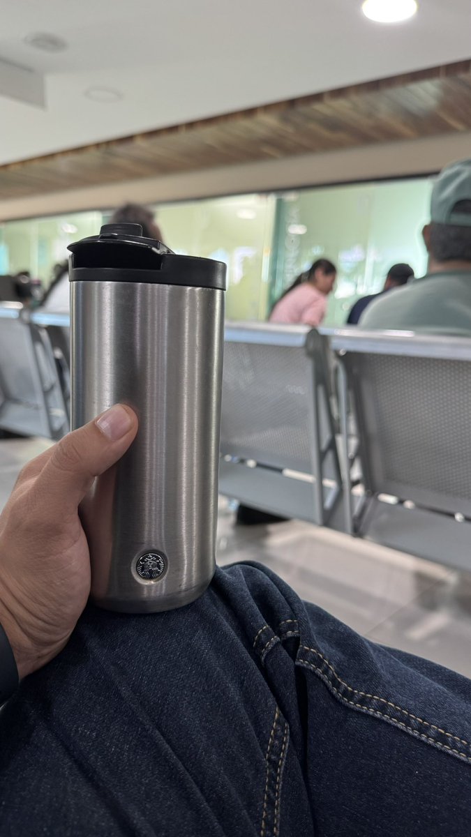 Beeto_Torres's tweet photo. Cafecito ✅
Esperar horas ✅ 
Consulta ⚠️
Medicamento ⚠️ https://t.co/WjFz84FSYz