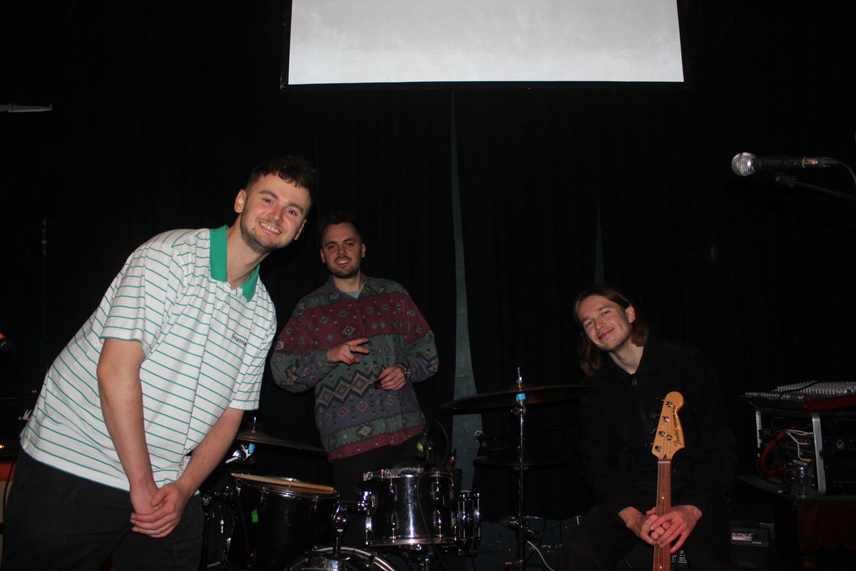 Big love to everyone who came down to our first headline show on Thursday🔥 We’re still not done for this year and we’ve got something exciting coming in the next few weeks! 🌀  📸 - <a href="/drewcekic/">D9</a>